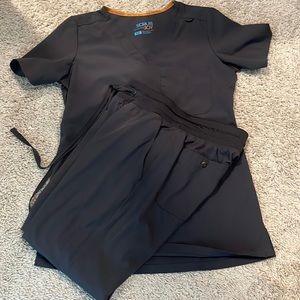 Scrub Joy Black Top & Jogger pant set